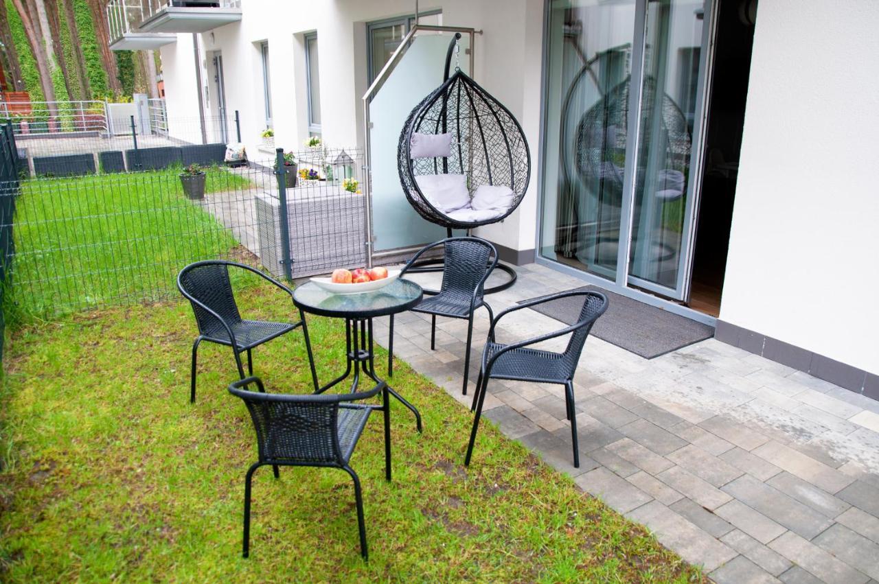 Apartament Ikar - 2 Pokojowy Przy Morzu Z Wlasnym Ogrodkiem ポビエロボ エクステリア 写真